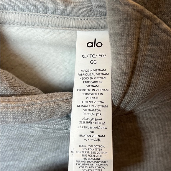 ALO Yoga Heather Gray Sweatshirt - Picture 3 of 4